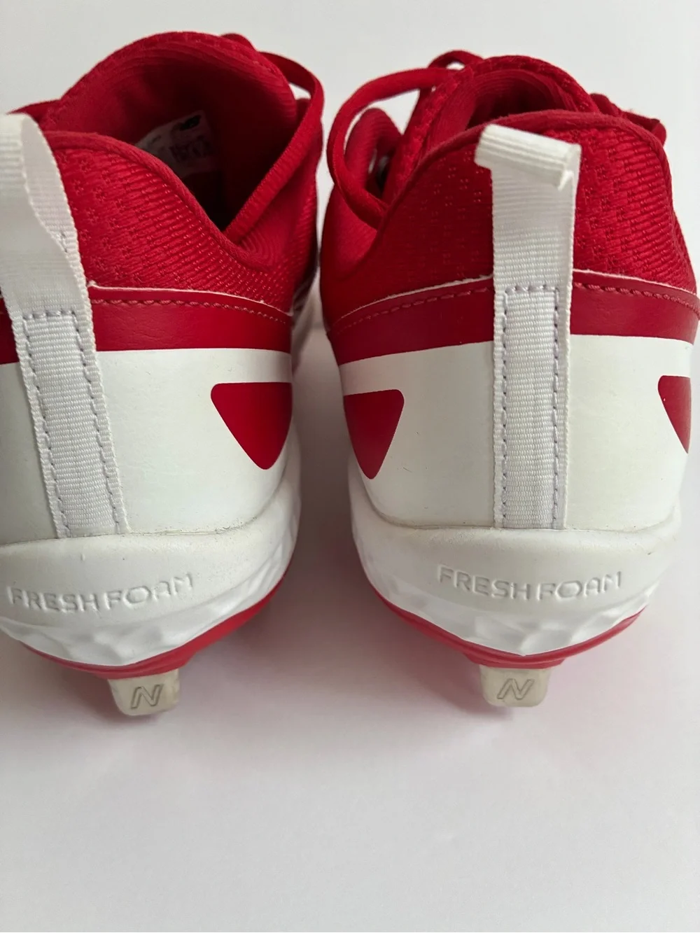 New Balance Women's Red and White Metal Baseball Cleats Size 9 Sports-Game